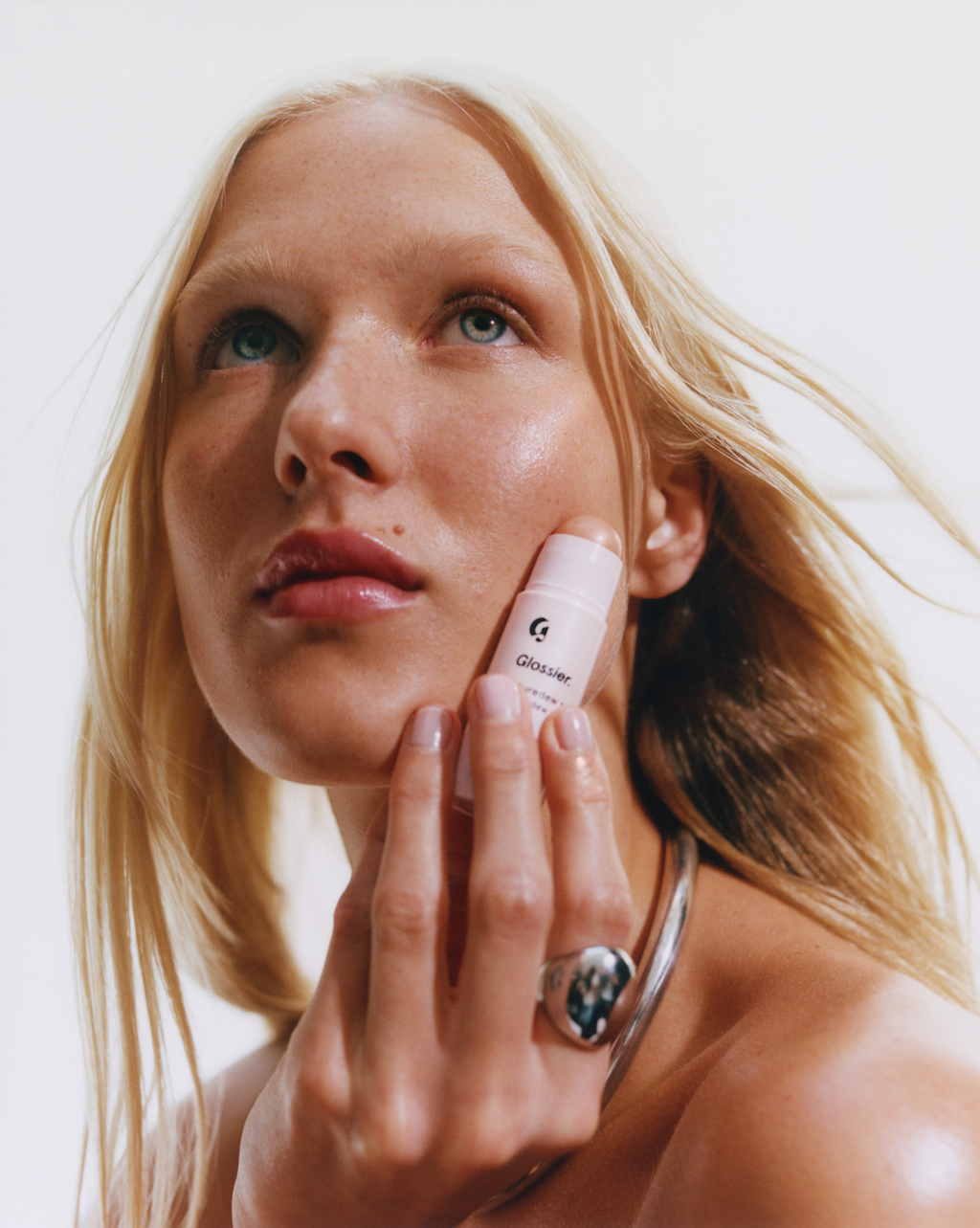 SRC_3742950082FB2D20 Futuredew Solid
